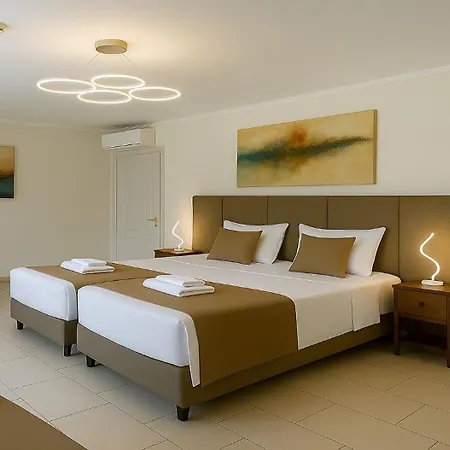Small Paradise With Private Pool, Jacuzzi And Complete Privacy * Ialisos