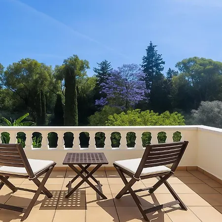 Small Paradise With Private Pool, Jacuzzi And Complete Privacy * Ialisos