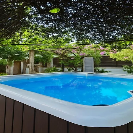 Small Paradise With Private Pool, Jacuzzi And Complete Privacy Villa