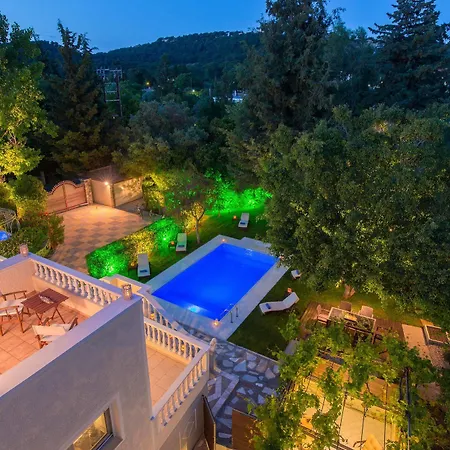 Small Paradise With Private Pool, Jacuzzi And Complete Privacy Villa